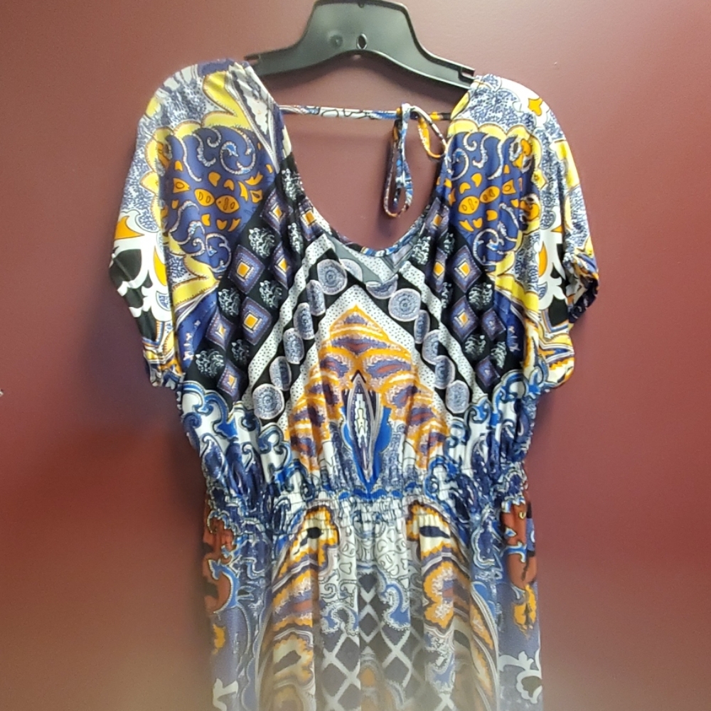 Colorful patterned dresses - Picture 5 of 5
